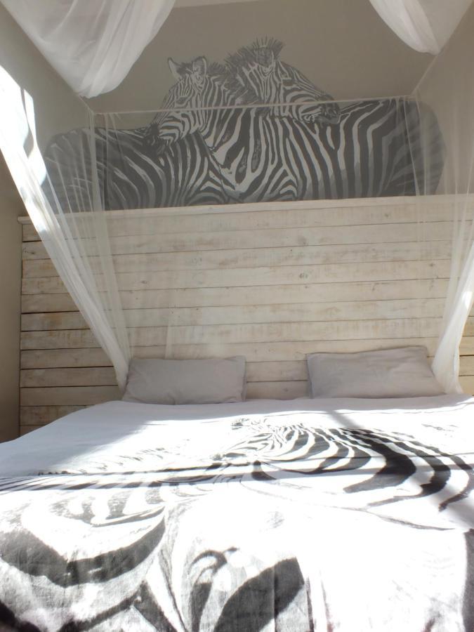 Paradisegarden Backpackers Windhoek Exterior photo