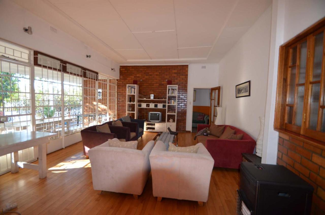 Paradisegarden Backpackers Windhoek Exterior photo