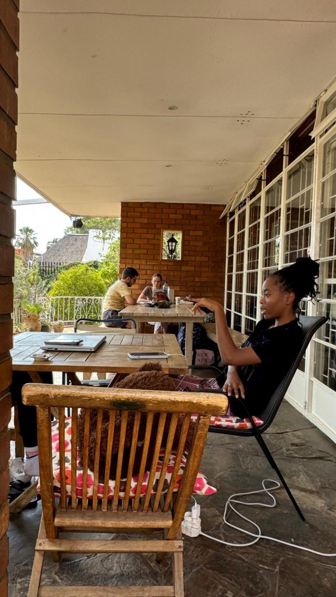 Paradisegarden Backpackers Windhoek Exterior photo